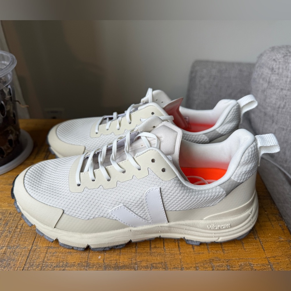 Anthropologie Veja DEKKAN ALVEOMESH NATURAL WHITE Sneakers Trainers
